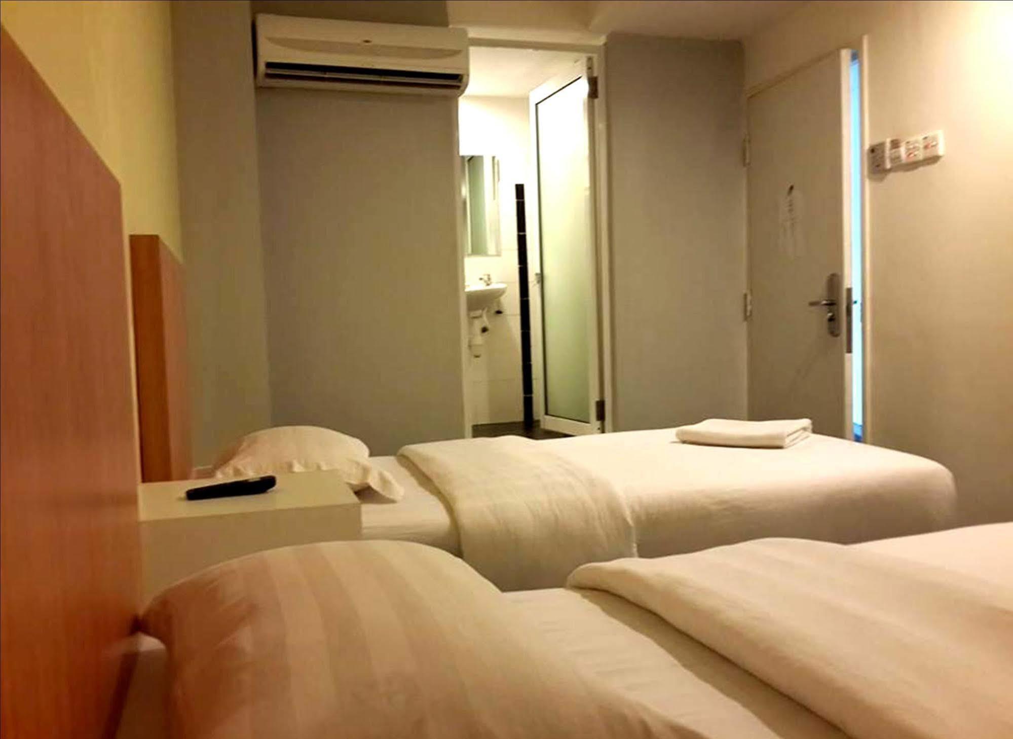 Lucky 11 Hotel Kuala Lumpur Bagian luar foto